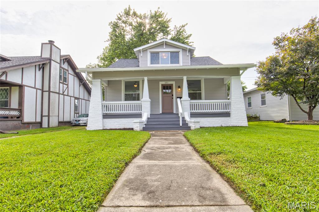 Le Claire Add - Residential