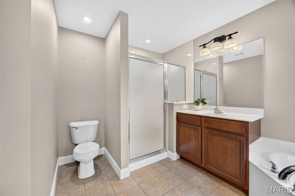 Peine Lake Estate - Residential