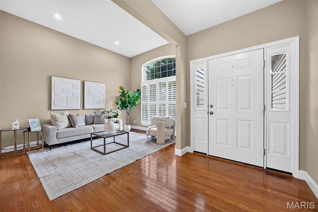 Peine Lake Estate - Residential
