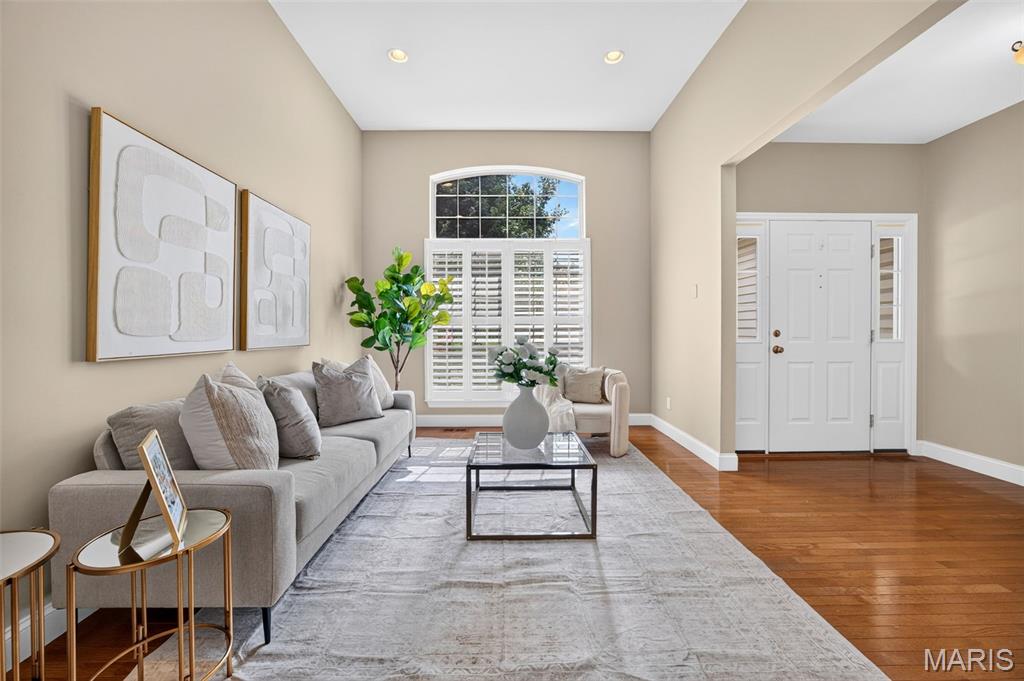 Peine Lake Estate - Residential
