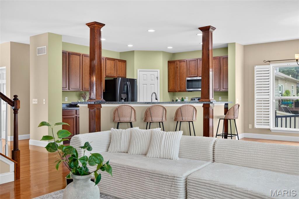 Peine Lake Estate - Residential