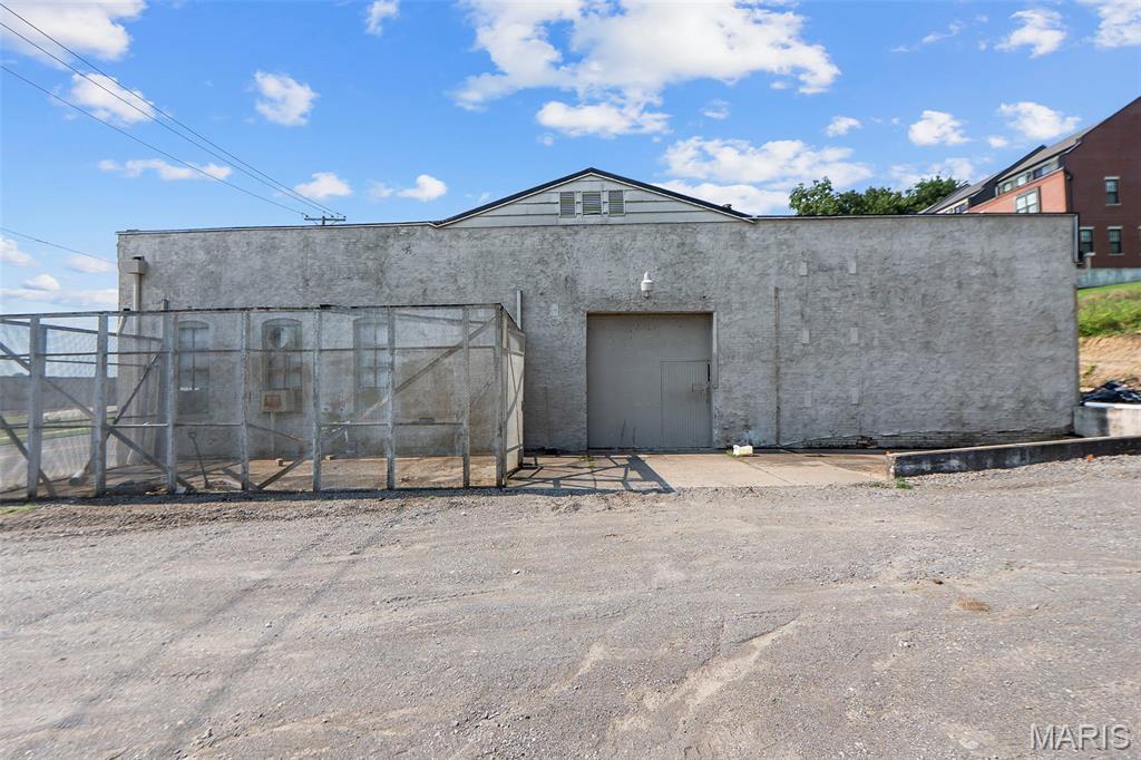 n/a - Commercial Sale