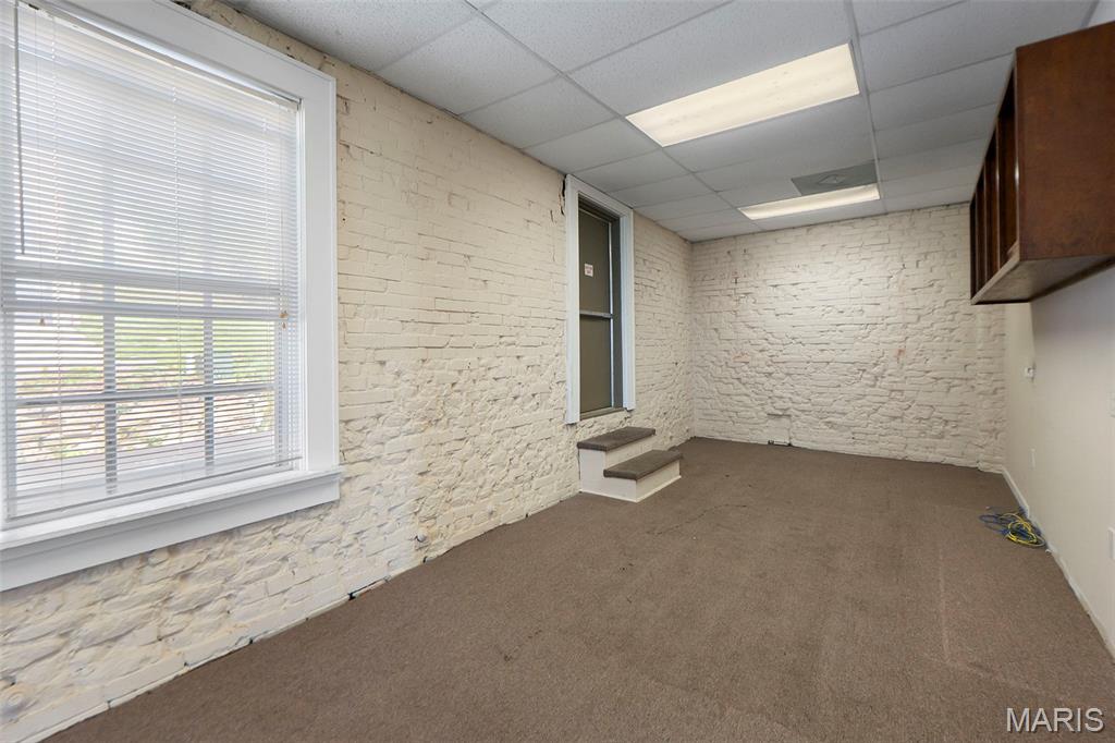 n/a - Commercial Sale
