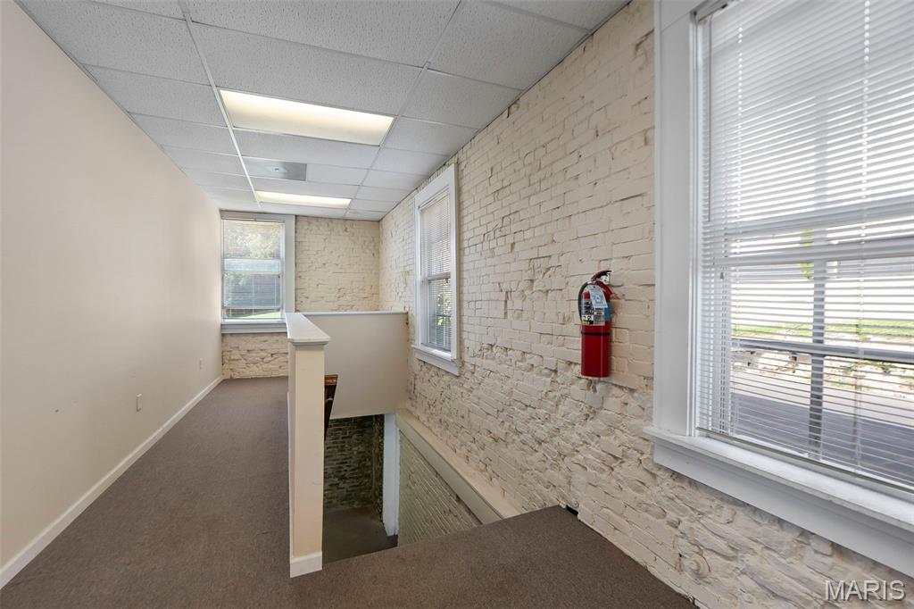 n/a - Commercial Sale