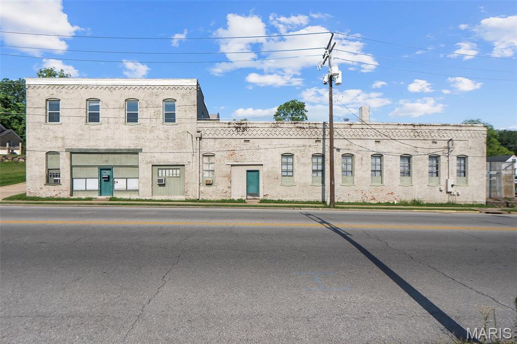 n/a - Commercial Sale