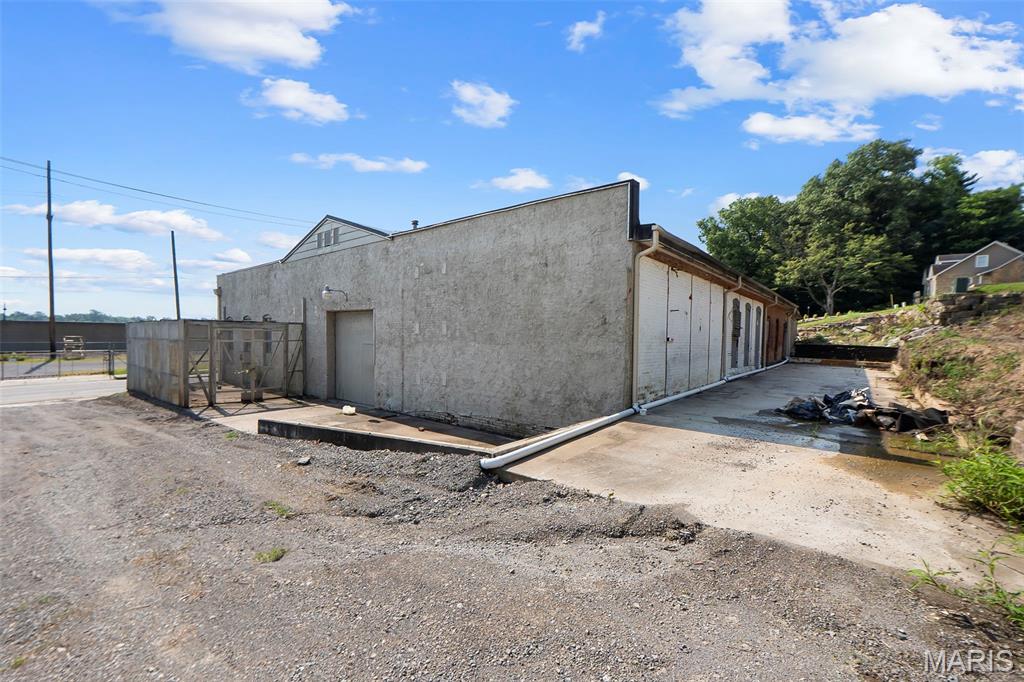 n/a - Commercial Sale