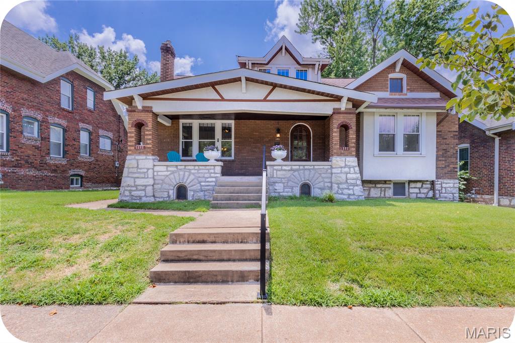 Some homes check boxes. This one makes a statement.
Welcome to 4036 Loughborough—a front-row seat to Carondelet Park and the kind of address that quietly says you’ve arrived. Morning coffee with park views, evening walks without ever getting in the car, and just enough swagger to make it all feel earned.
Inside, the story is equal parts historic charm and modern confidence. Original hardwoods stretch across the main floor, leading you into a bright, updated kitchen dressed in granite countertops, stainless steel appliances, a breakfast bar, and the kind of storage that actually makes life easier. The living room brings the vibe with a fireplace that anchors the space, while the formal dining room is ready for everything from holidays to last-minute dinner parties that somehow turn into great nights.
The main floor offers two spacious bedrooms and an updated bath, with a bay-windowed primary that catches the light just right. Upstairs? Flexibility meets personality—two more bedrooms, a sitting room, study, walk-in closet, updated bath, and a sunporch that feels like your own little escape above it all.
Behind the scenes, the heavy lifting is already done: new sewer work, updated 200-amp electric, PVC stacks, zoned A/C, and efficient hot water heat. Translation: charm without the headaches.
Step out back and the lifestyle continues—a large fenced yard, oversized two-car garage, and yes…a hot tub. Because if you’re going to live across from the park, you might as well end the day soaking under the stars.
Freshly painted, thoughtfully updated, and perfectly positioned near everything St. Louis has to offer—this is more than a home. It’s a little freedom, a little flex, and a lot of living exactly how you want.