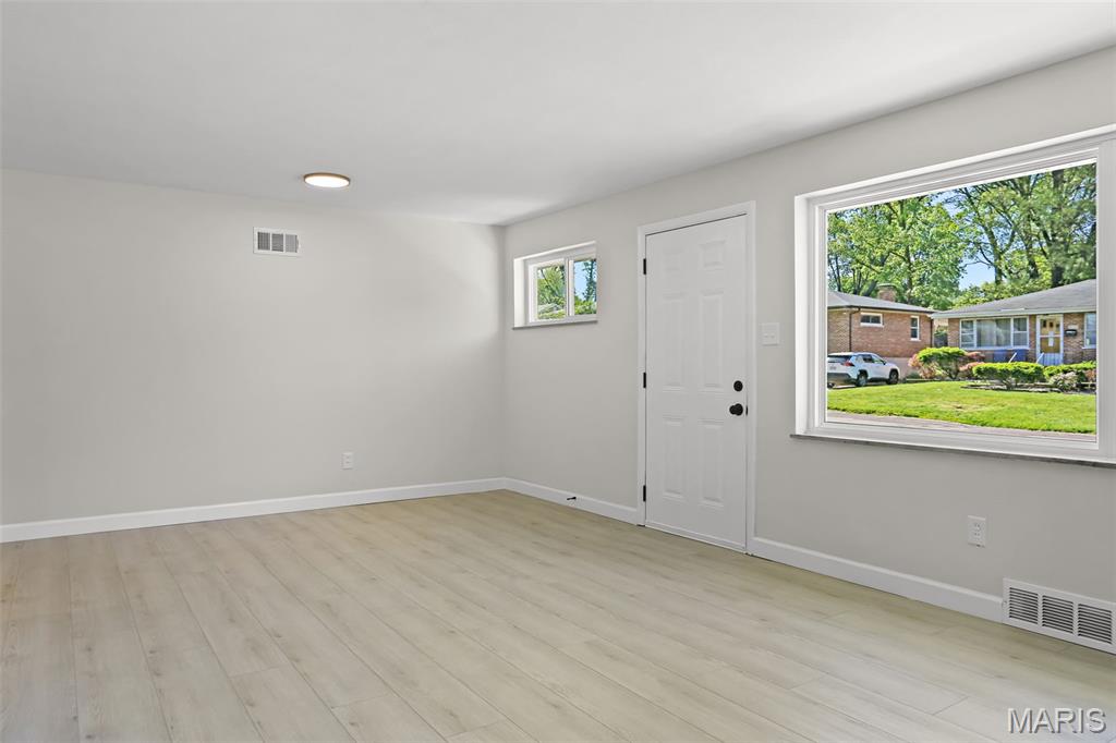 Markdale - Residential
