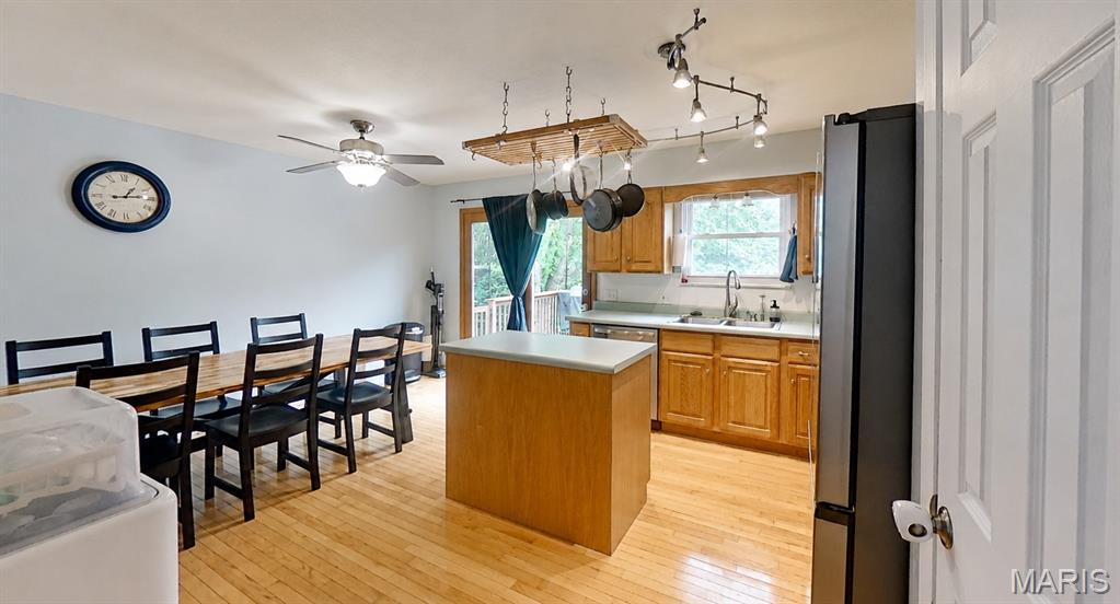 Lakeview Estates 01/Steeles - Residential