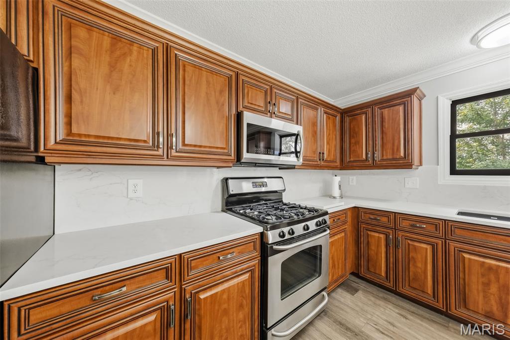Parkwood Acres 2 Lt 20 & Lt Pt 21 - Residential