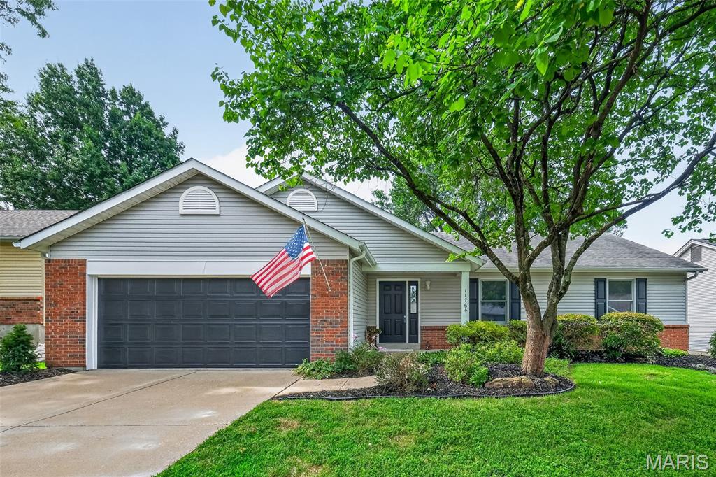 Parkwood Acres 2 Lt 20 & Lt Pt 21 - Residential