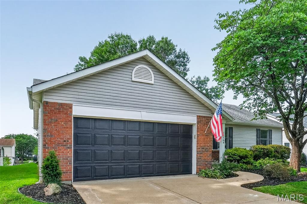 Parkwood Acres 2 Lt 20 & Lt Pt 21 - Residential