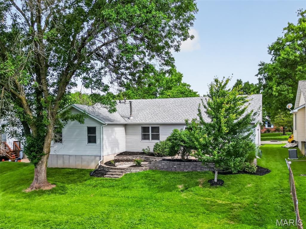 Parkwood Acres 2 Lt 20 & Lt Pt 21 - Residential