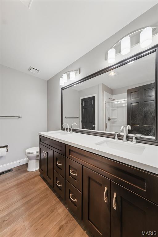 Parkwood Acres 2 Lt 20 & Lt Pt 21 - Residential