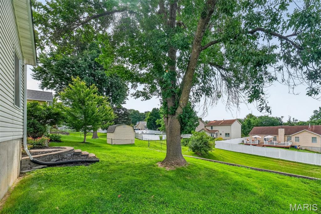 Parkwood Acres 2 Lt 20 & Lt Pt 21 - Residential