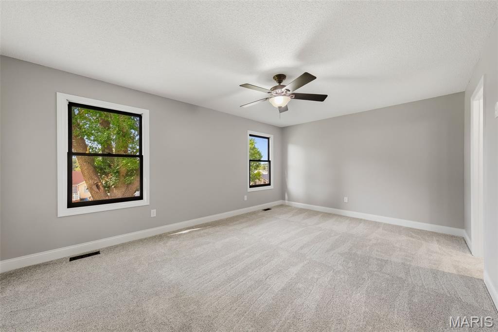 Parkwood Acres 2 Lt 20 & Lt Pt 21 - Residential