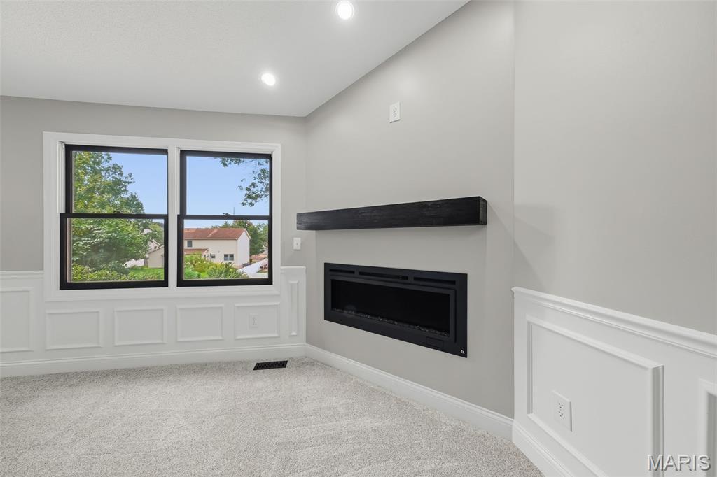 Parkwood Acres 2 Lt 20 & Lt Pt 21 - Residential
