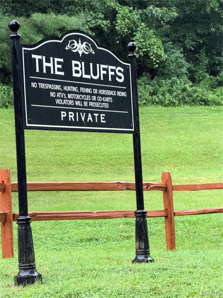 Bluffs/Hoene Spgs - Land