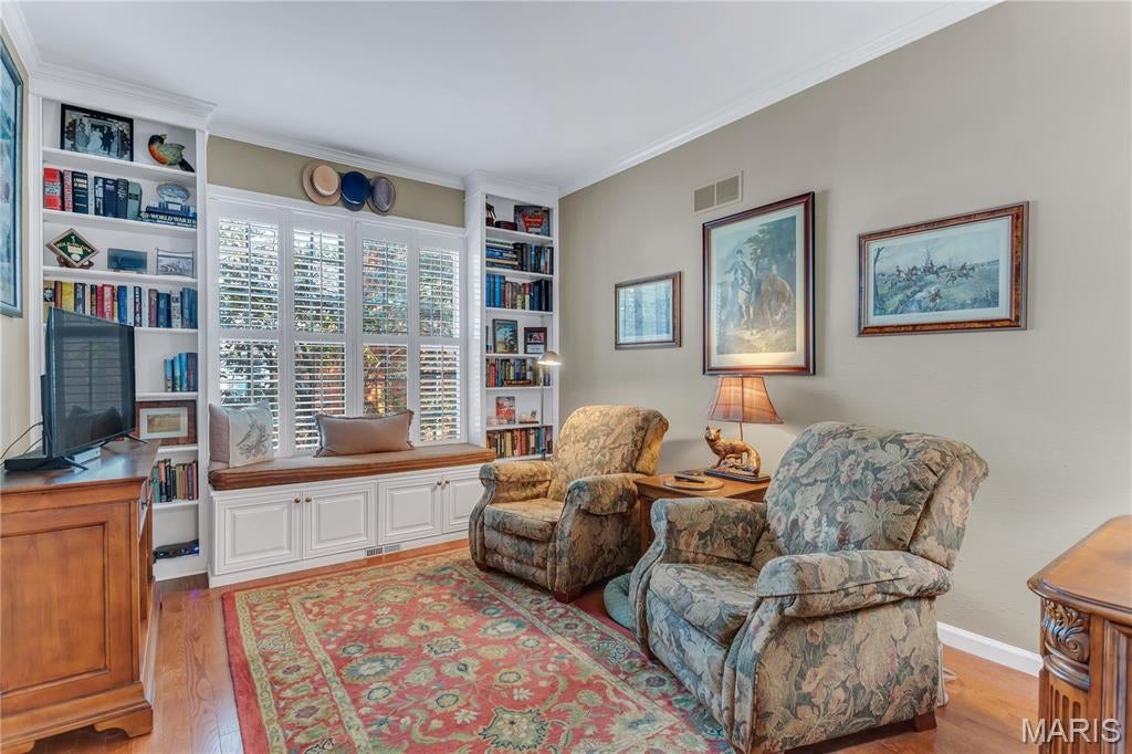 Middleton Court Condo Ph One - Residential