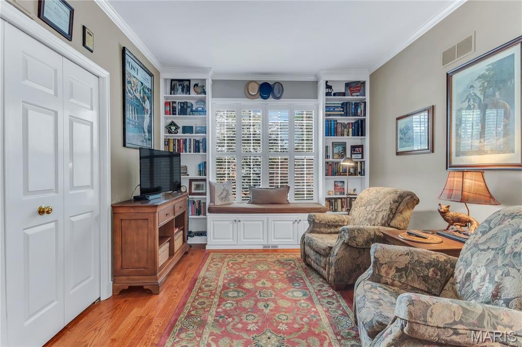 Middleton Court Condo Ph One - Residential