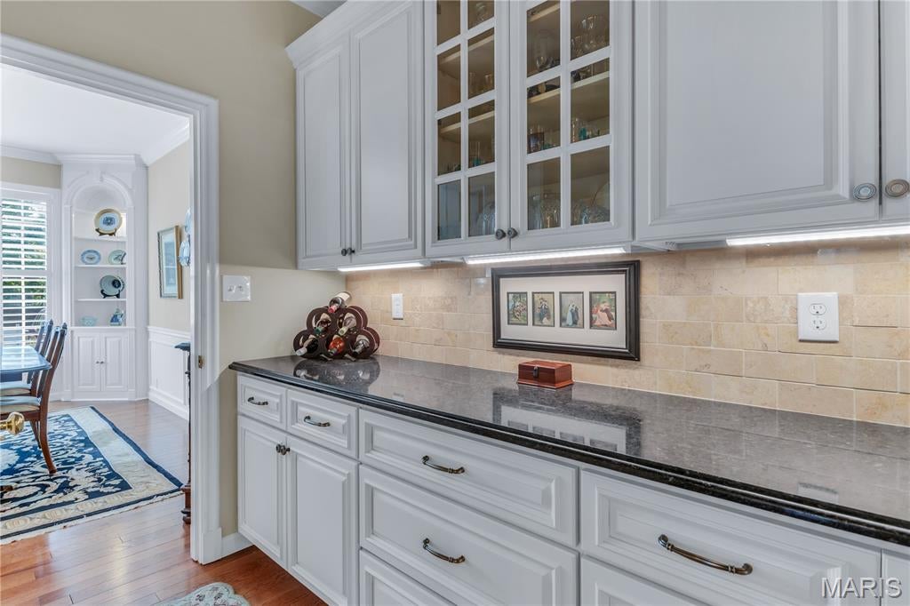 Middleton Court Condo Ph One - Residential