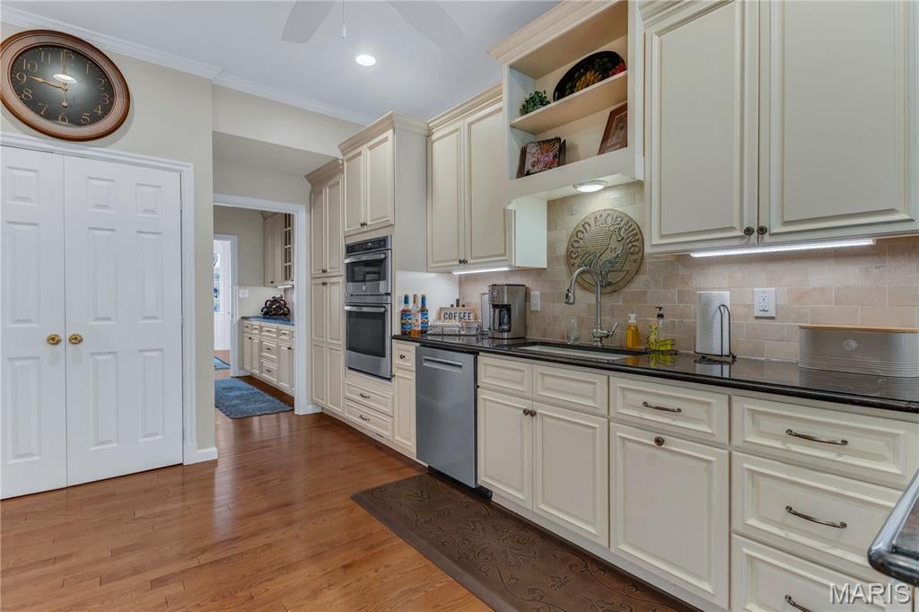 Middleton Court Condo Ph One - Residential