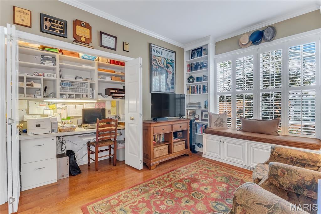 Middleton Court Condo Ph One - Residential
