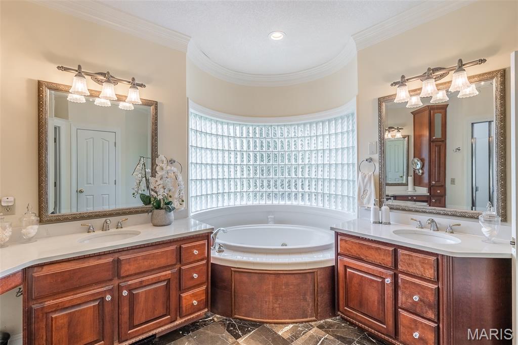 WEST BLUFF - Residential