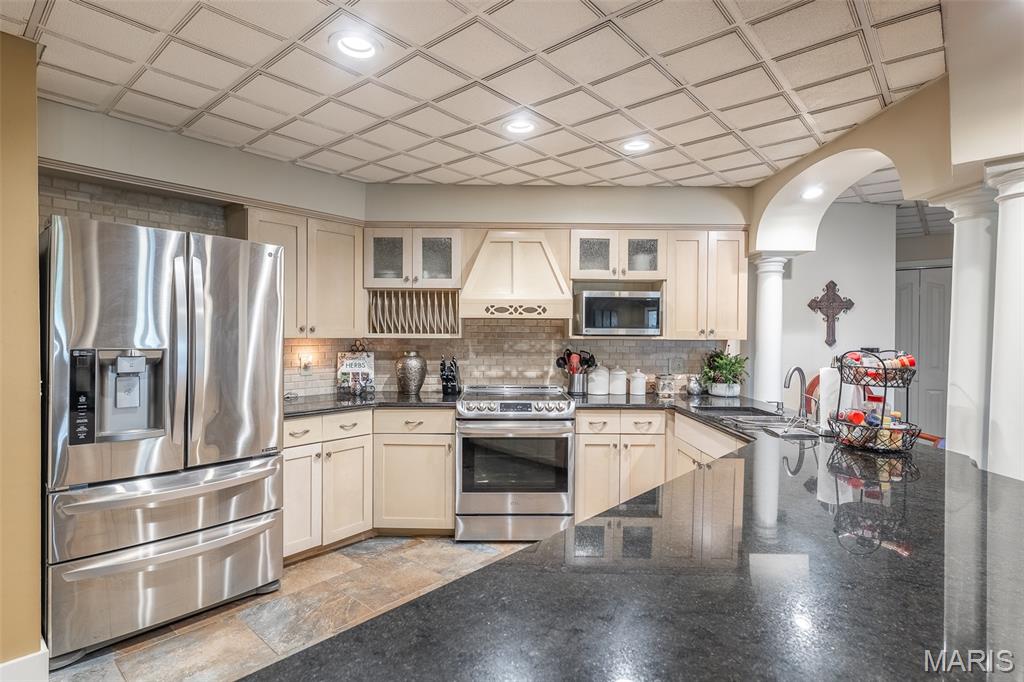 WEST BLUFF - Residential