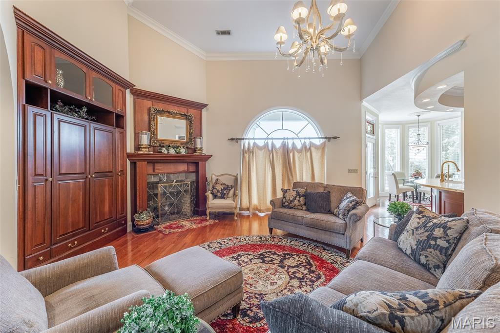WEST BLUFF - Residential