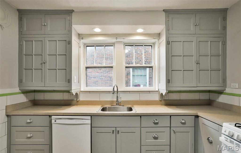 University Park - Residential Lease