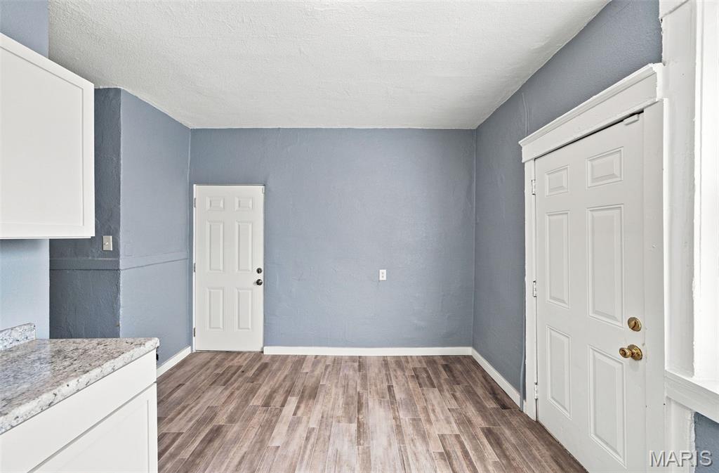 Dwyers Add - Residential Income