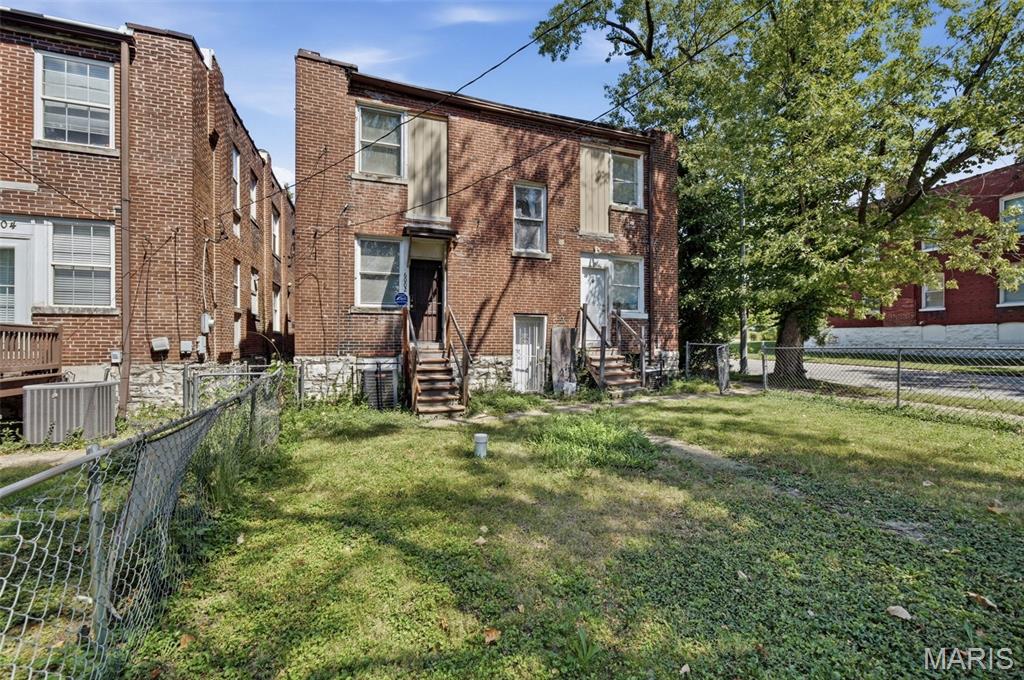 Dwyers Add - Residential Income