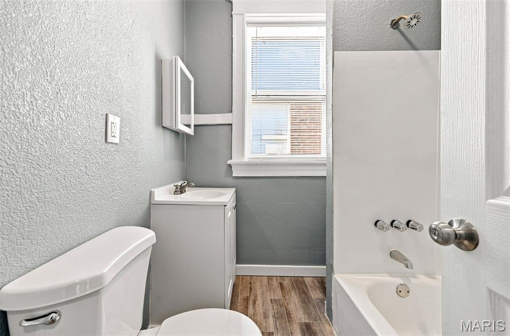 Dwyers Add - Residential Income
