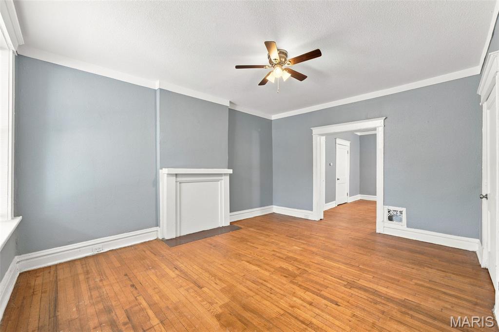 Dwyers Add - Residential Income