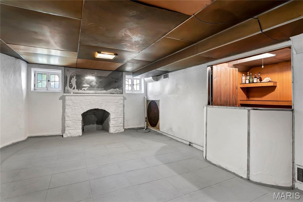 Davis Place - Residential
