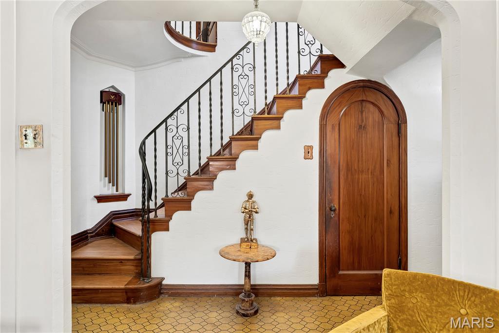 Davis Place - Residential
