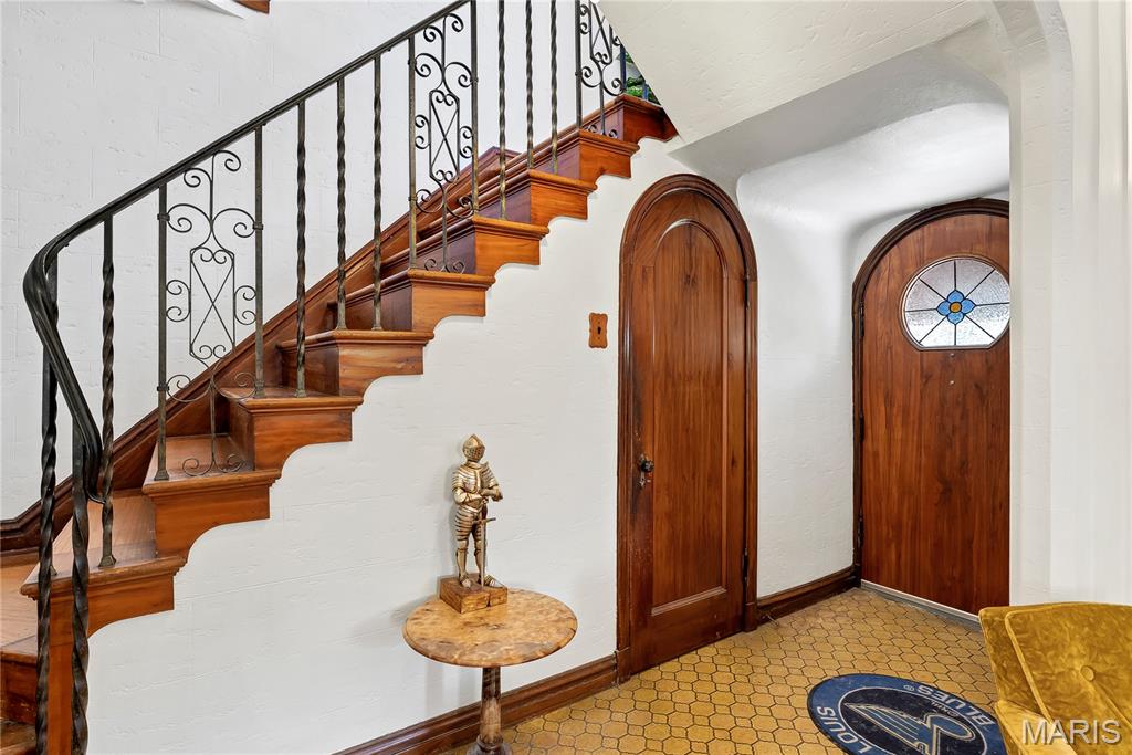 Davis Place - Residential