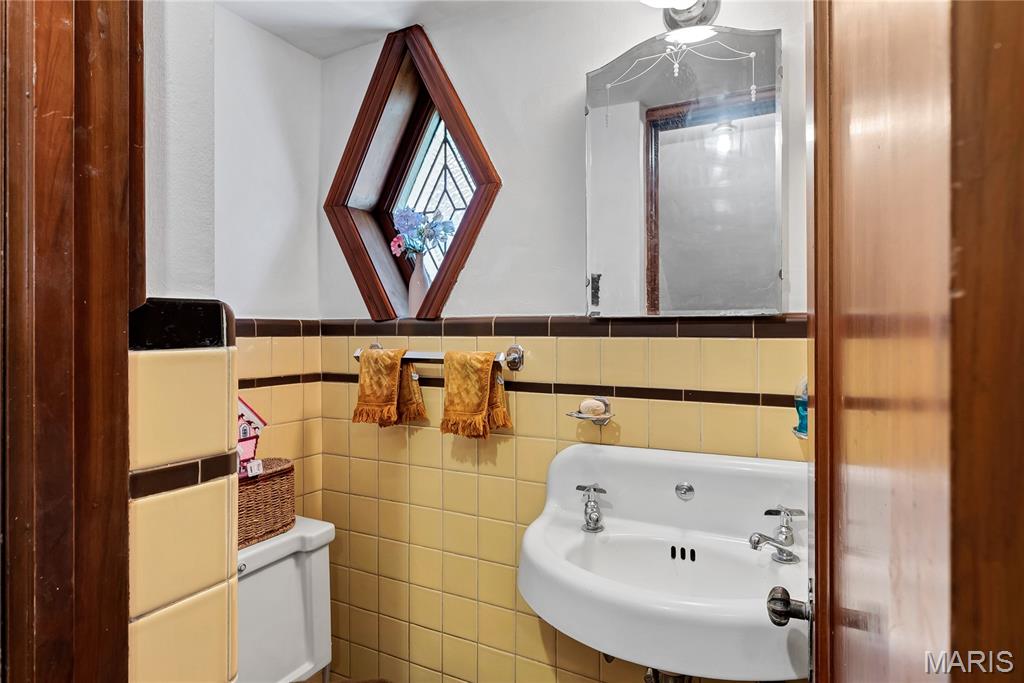 Davis Place - Residential