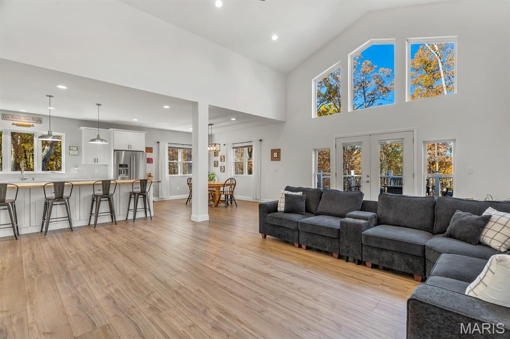 Lake Sherwood Estates - Residential