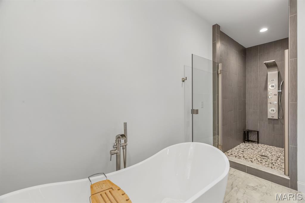 Lake Sherwood Estates - Residential