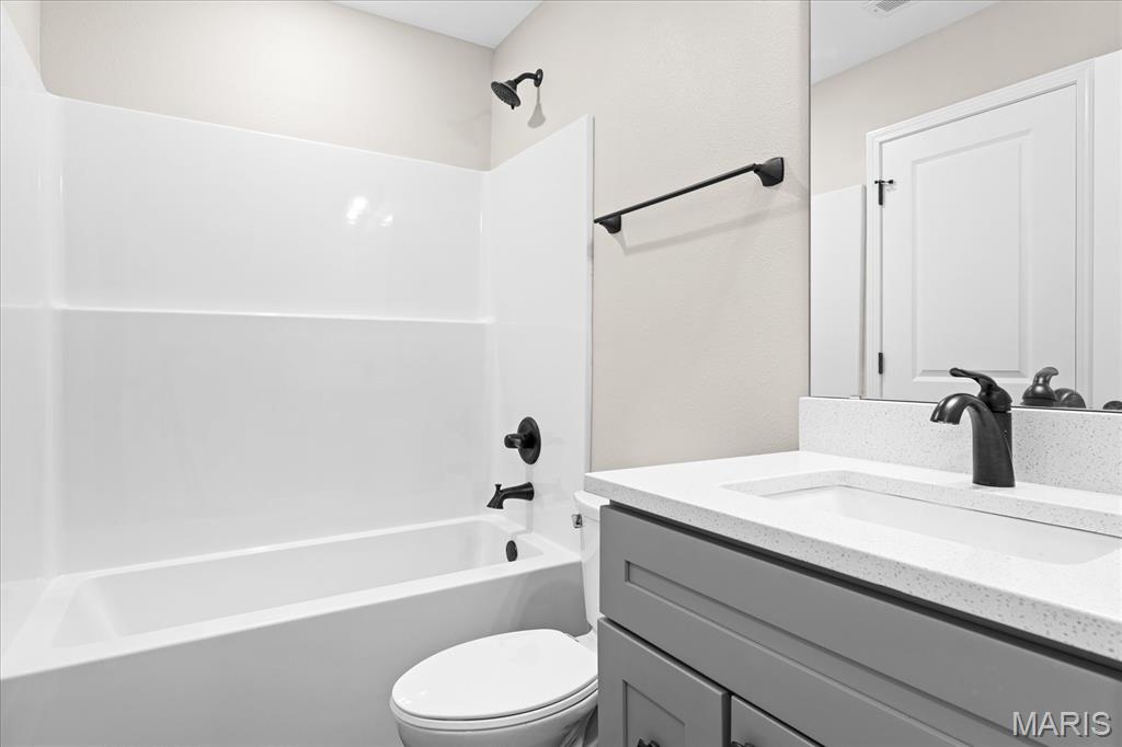 fountain place - Residential Lease