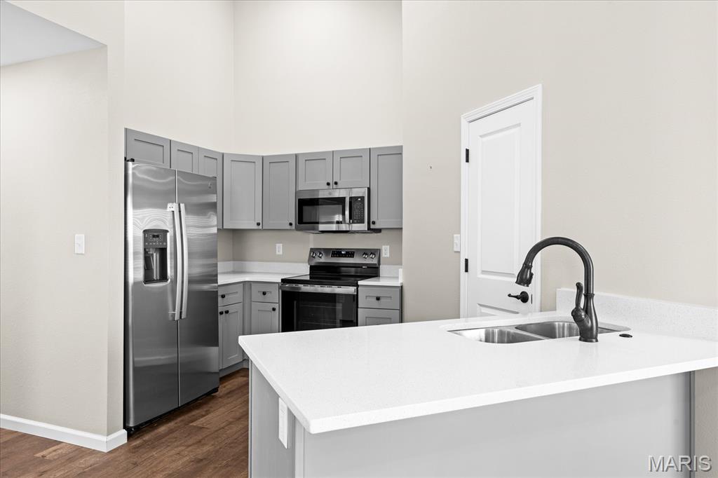 fountain place - Residential Lease
