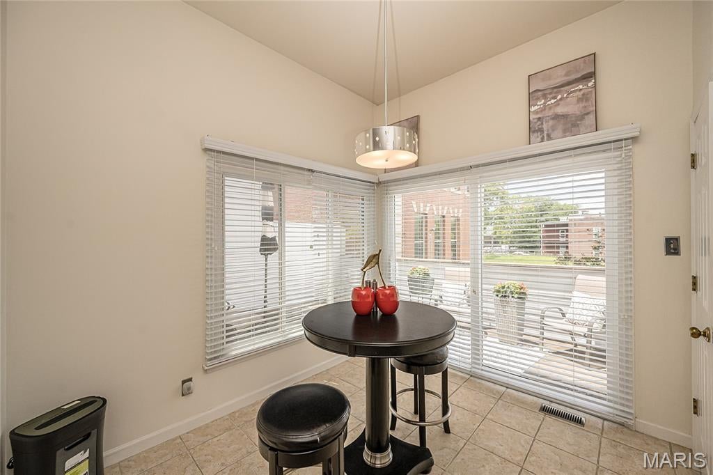 Lafayette Court - Residential