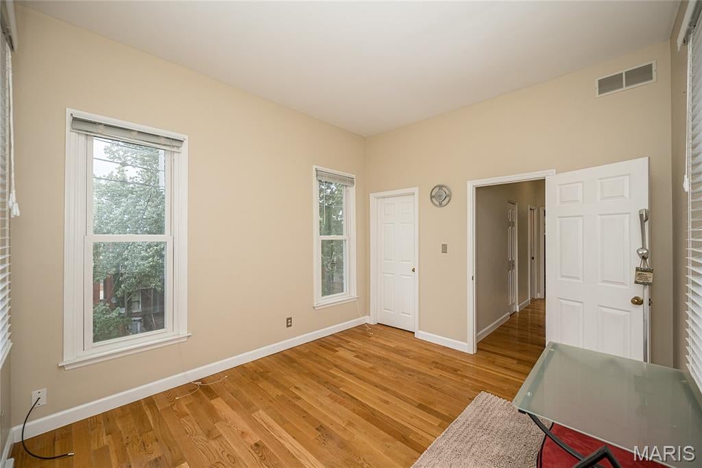Lafayette Court - Residential