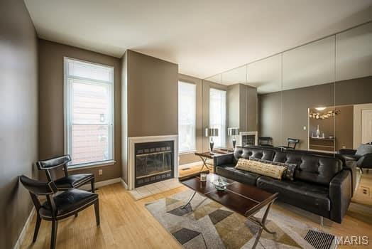 Lafayette Court - Residential