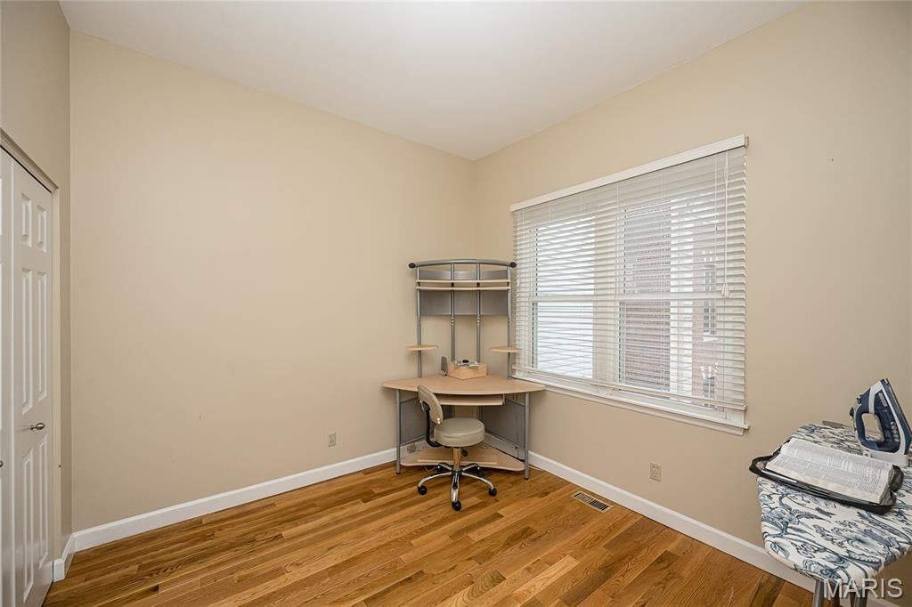 Lafayette Court - Residential