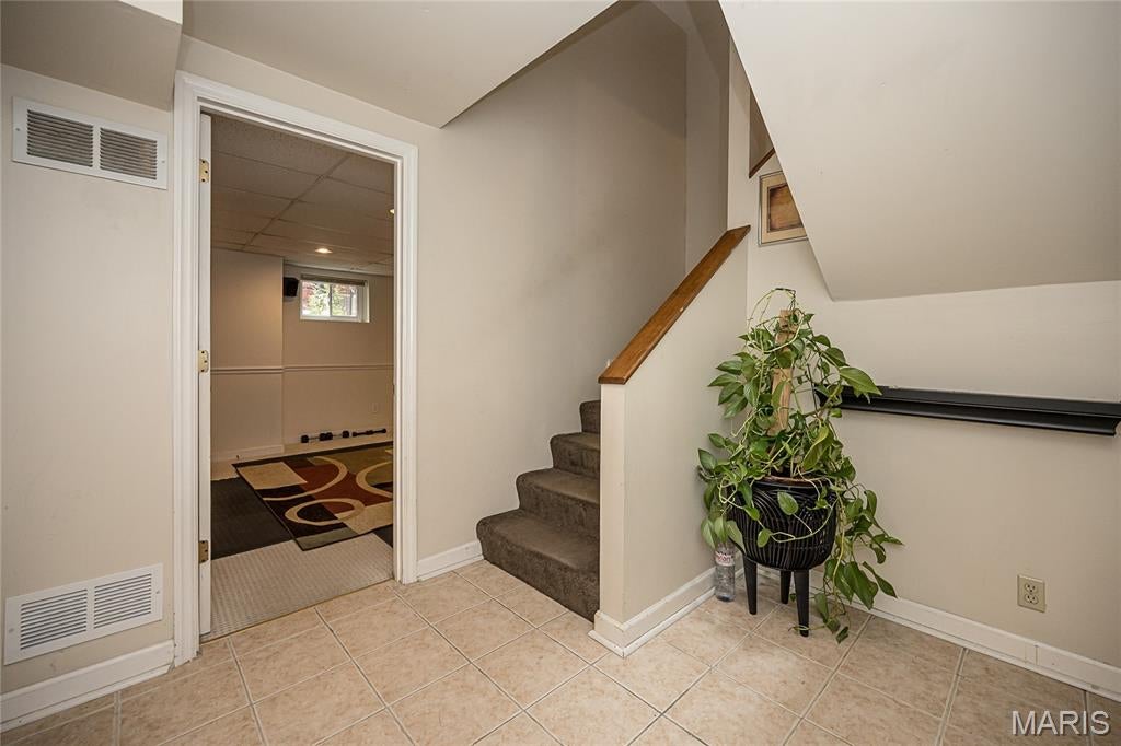 Lafayette Court - Residential