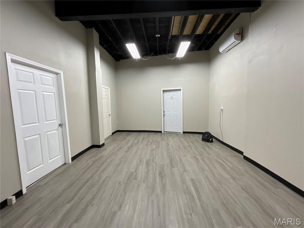 Lynch Add - Commercial Sale
