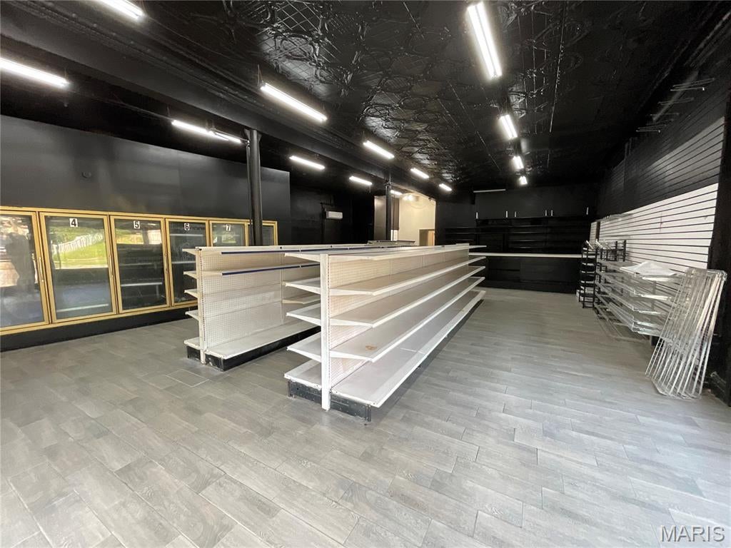 Lynch Add - Commercial Sale